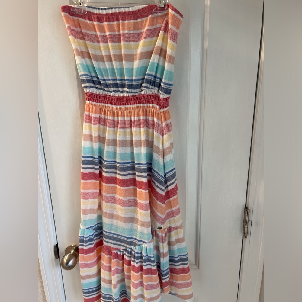 O’Neill 💗Strapless